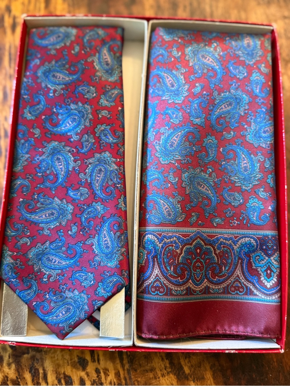 Men's Burgundy Paisley Tie and Pocket Square Set - Picture 4 of 5